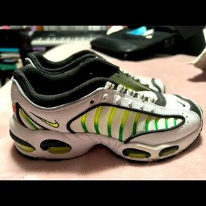 Max Air size:5 (men)